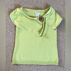 Adorable sleeveless lime green sweater sz S